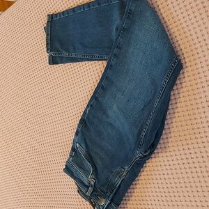 Woman's jean pant